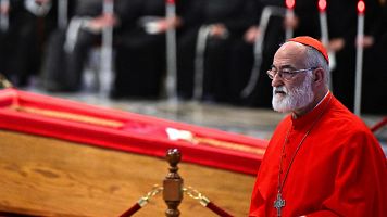 Cristbal Lpez, arzobispo de Rabat: "Pretender ser papa significa estar mal de la cabeza o del corazn"