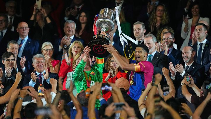 Telediario en lengua de signos - Telediario - 15 horas - 27/04/25 - Lengua de signos