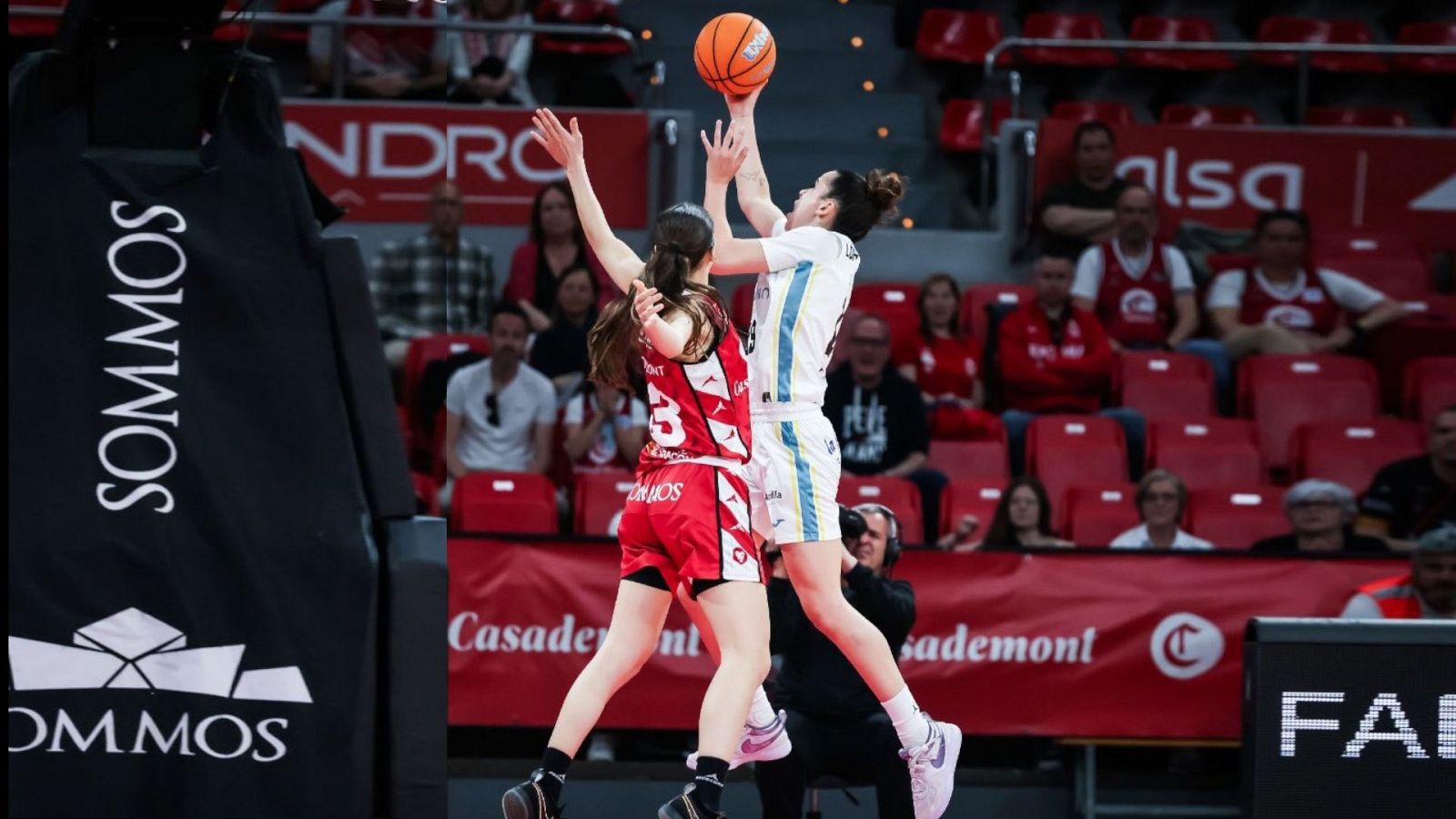 Baloncesto - Liga Femenina Endesa. Play off ¼ final vuelta: Casademont Zaragoza - Hozono Global Jairis - ver ahora