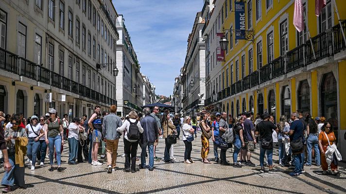 Telediario 1 - El Gobierno de Portugal convoca un Consejo de Ministros extraordinario