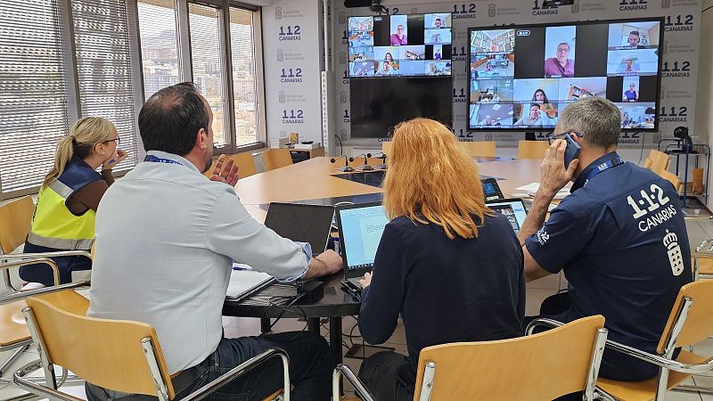 El Gobierno de Canarias declara la emergencia autonómica por una caída de las telecomunicaciones - La hora de La 1 | Ver