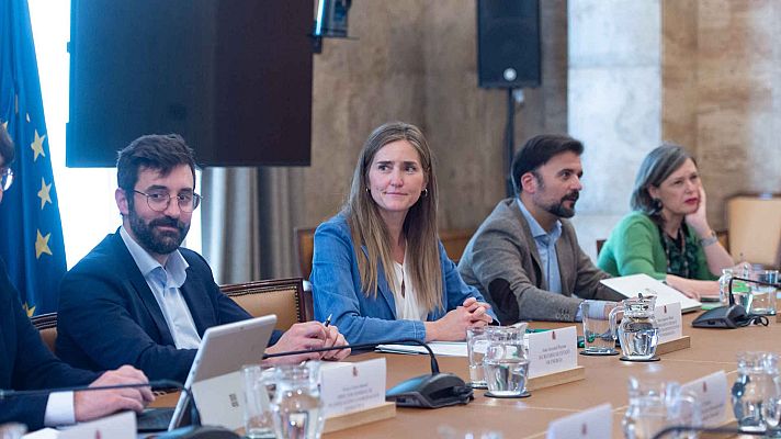 Telediario en lengua de signos - Telediario - 21 horas - 30/04/25 - Lengua de signos