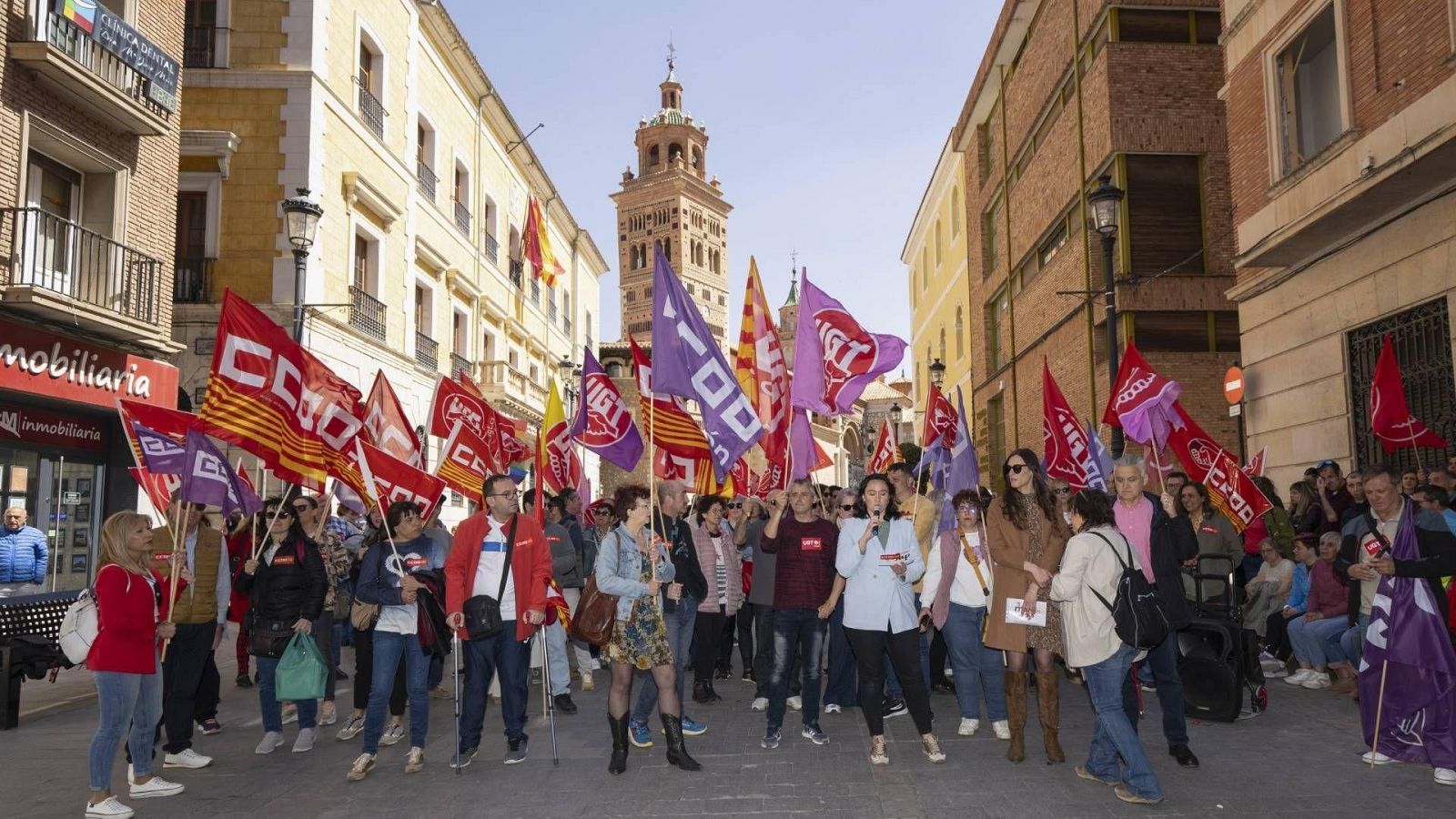 Telediario - 15 horas - 01/05/25 - Lengua de signos - ver ahora