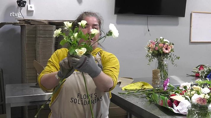 Aquí hay trabajo - Flores que cambian vidas