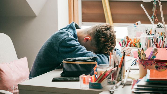 Informativo 24h - Día contra el bullying: un 3% de los estudiantes sufre a diario acoso escolar