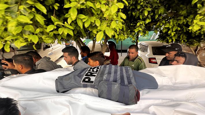 Telediario 1 - El debilitamiento económico lleva a la libertad de prensa a una situación "difícil" por primera vez, según RSF