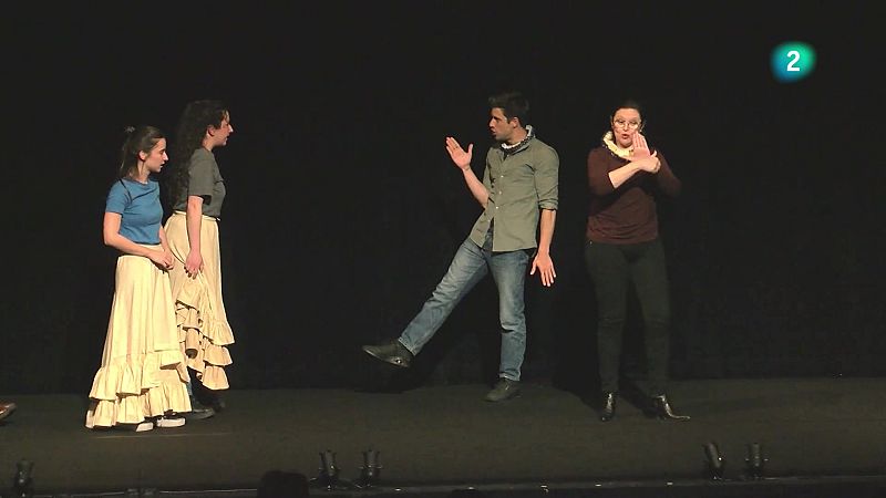 "La dama signa" lleva el Siglo de Oro al pblico sordo - En lengua de signos | Ver