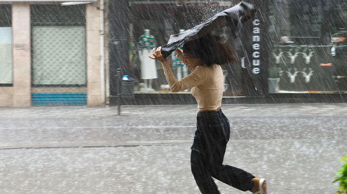 Telediario 2 - Viernes pasado por agua y con alerta en más de 10 comunidades
