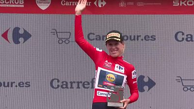 Van Dijk se coloca como la primera líder de la Vuelta Femenina tras la victoria en la crono por equipos de Lidl-Trek