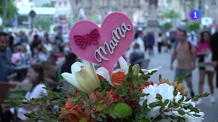L'Informatiu - Tot recordant el Dia de la Mare