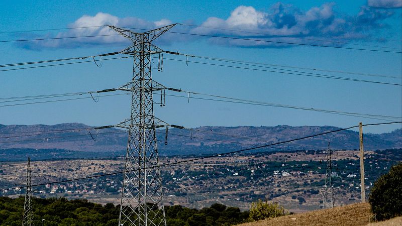 Preparar la red para las renovables y mejorar las interconexiones: propuestas para evitar otro gran apagón