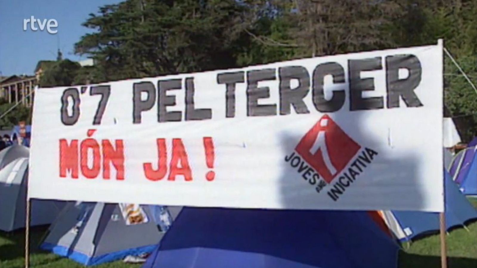 Dimiteix Josep Maria Cullell. Acampada pel 0,7% - 135 Escons - 135 Escons | Veure