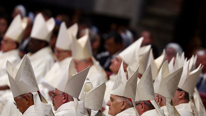 Telediario Fin de Semana - Termina el luto por el papa Francisco: así es el calendario del cónclave