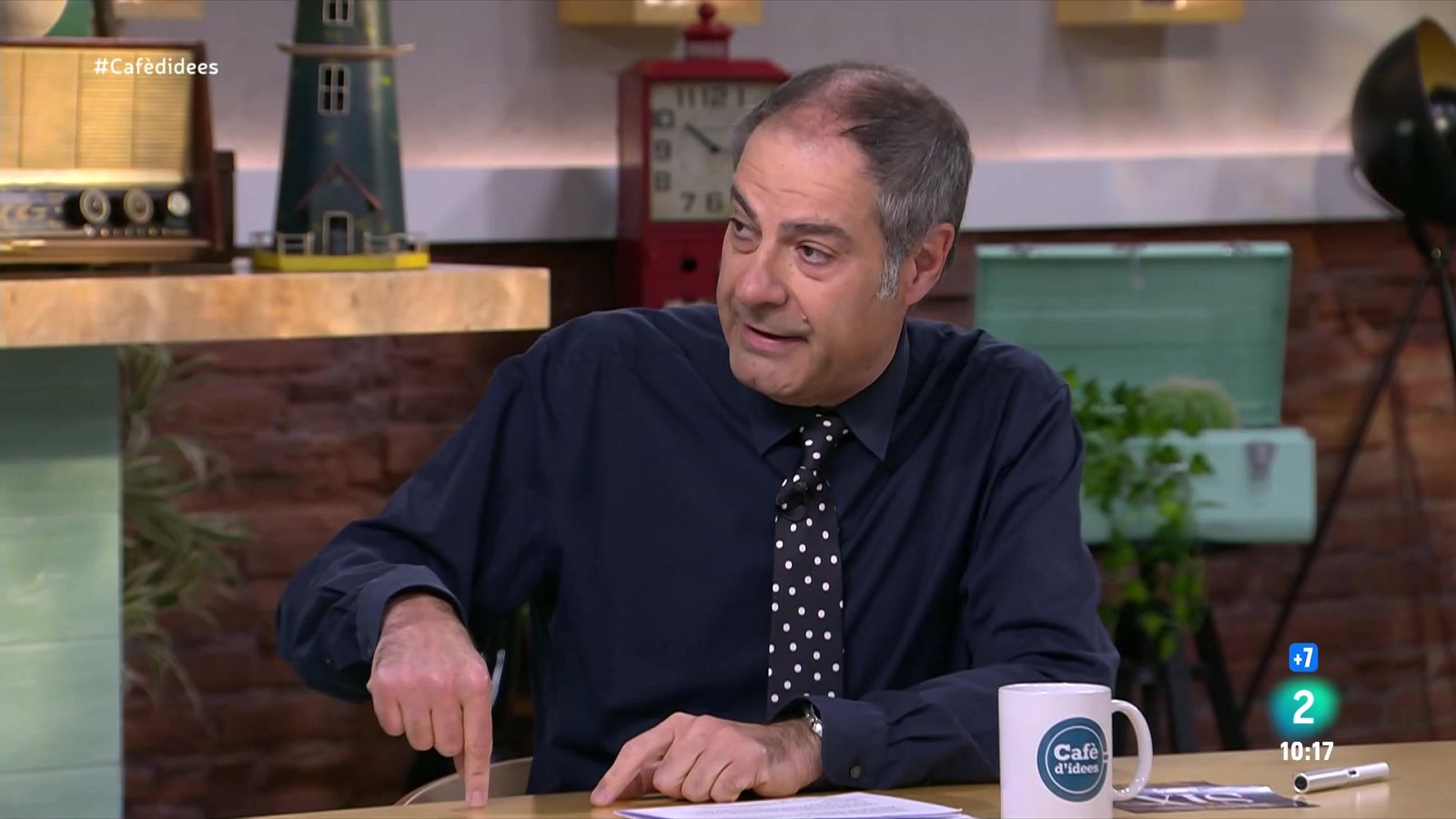 L'apagada general, el relleu al Vaticà i el musical 'Six' - Cafè d'idees | Veure