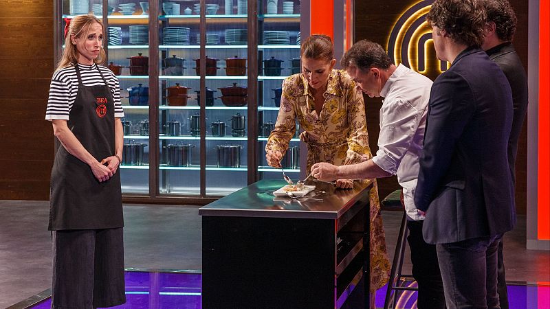 Bea: "Puedo estar en MasterChef gracias a mi hermano" - MasterChef | Ver