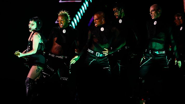 Telediario 1 - Lady Gaga bate récords y reúne a dos millones de fans en su concierto en Río de Janeiro