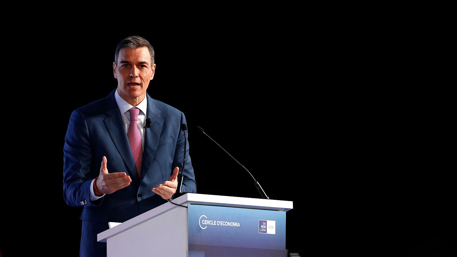 El Gobierno evita culpar a las renovables del apagón - Telediario 1 | Ver