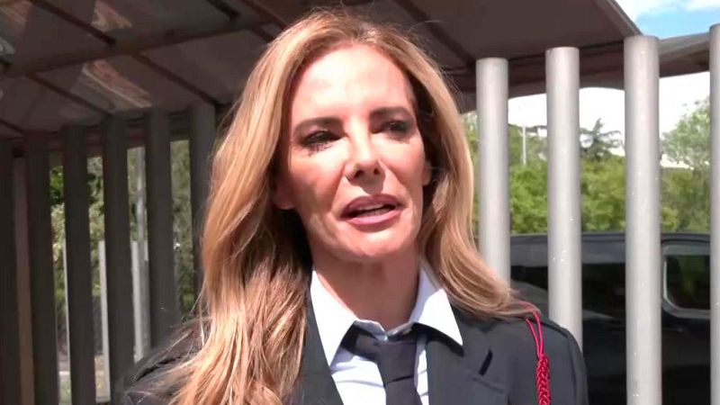 La familia de la tele - Acto 1: El Gran Desfile - ver ahora