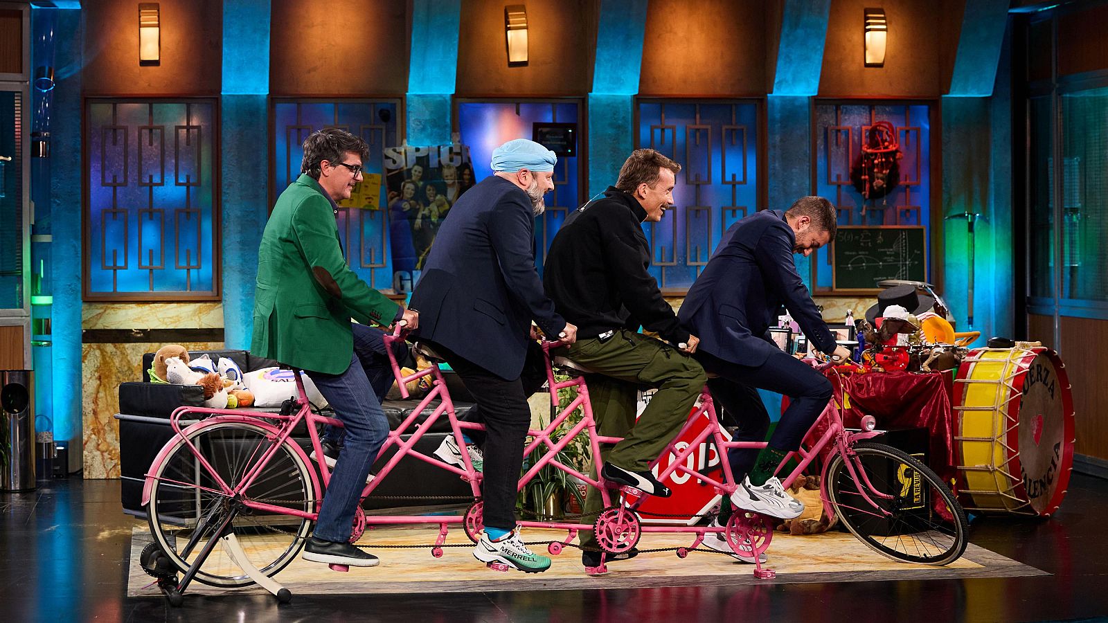 La Revuelta | Jorge Morales: "No suele haber casualidades" - La Revuelta | Ver