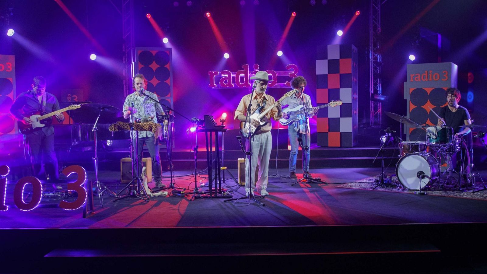 Los conciertos de Radio 3 - Aaron Rux - ver ahora