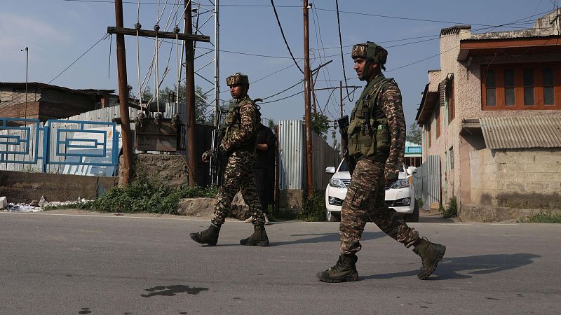 India ataca Pakistán en represalia por el atentado en Cachemira