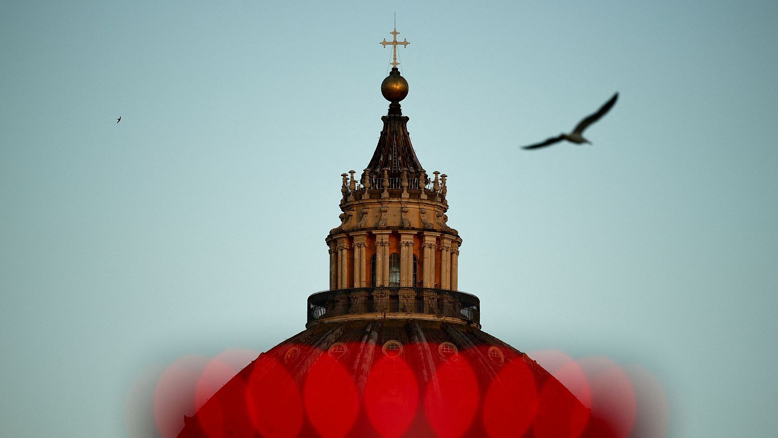 Empieza el cónclave: elección del papa número 267 | Ver