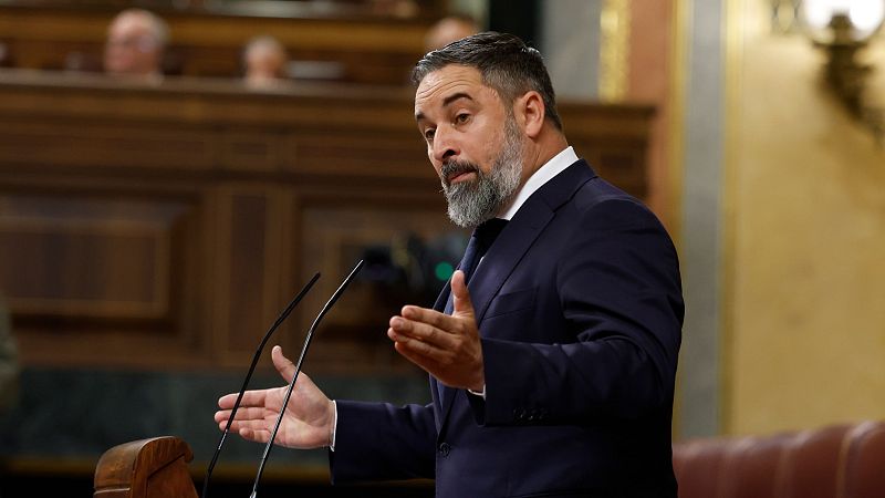 Abascal pide a Feijóo que abandone "todos los acuerdos con el Gobierno"