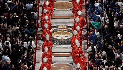 El Vaticano celebra la misa 'pro eligendo Pontifice', la antesala del c�nclave