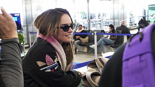 Melody, emocionada en su llegada a Basilea: "Representar a España es lo que más ilusión me hace"