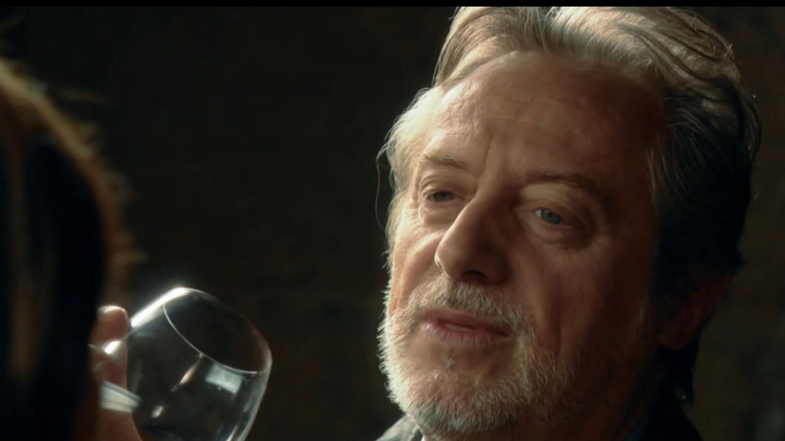 Gran Reserva - Temporada 3 - Episodio 2: El lado malo de las cosas - ver vídeo