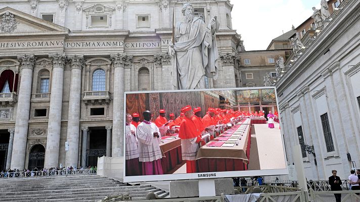 La noche en 24h - María Ángeles López, especialista en religión: "Los sectores conservadores ven en las mujeres una amenaza"