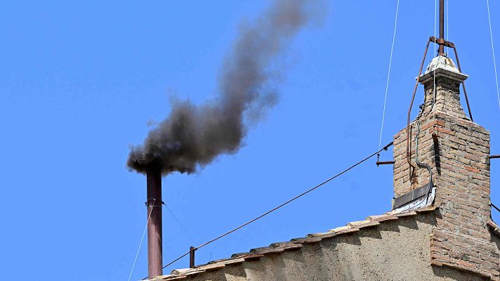 Especiales informativos - La elección del nuevo Papa, Fumata Negra