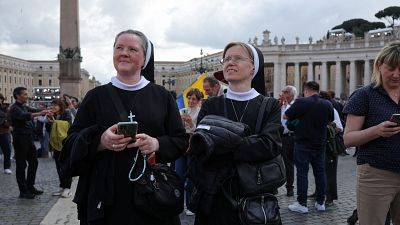 Las superioras de �rdenes femeninas se re�nen en Roma en el segundo d�a de c�nclave