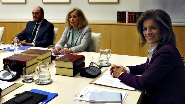 Informativo 24h - Botella defiende la "máxima honestidad" de Villanueva tras dimitir