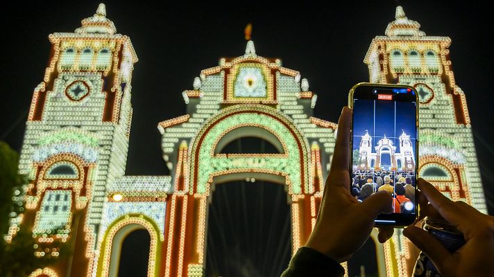 Fútbol - La clasificación del Betis para la final de la Conference pone patas arriba la Feria de Abril sevillana