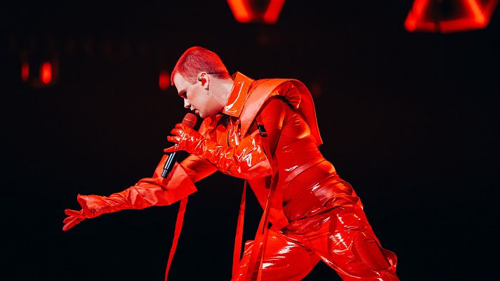 Eurovisión - Red Sebastian (Bélgica) con "Strobe Lights"