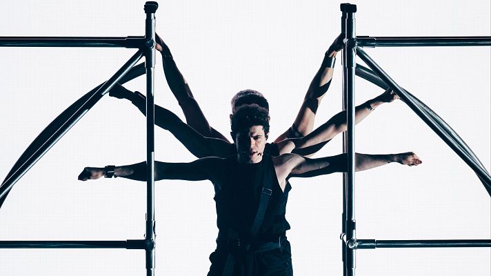 Eurovisión - Theo Evan (Chipre) con "Shh"