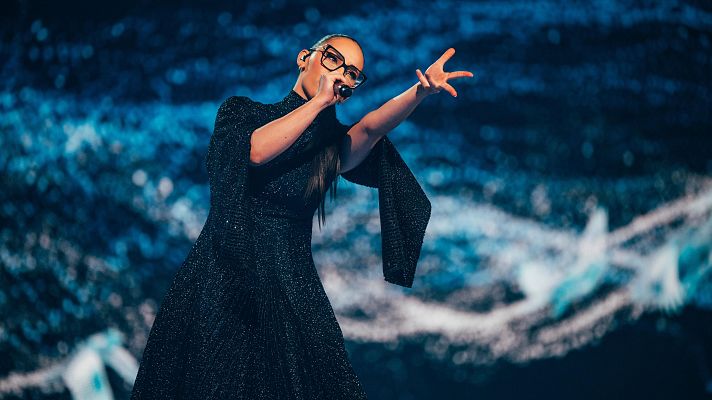 Eurovisión - Klavdia (Grecia) con "Asteromáta"