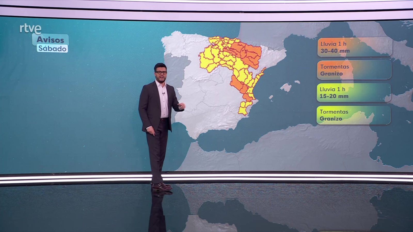 Intervalos de viento fuerte del suroeste con rachas muy fuertes en las islas Canarias de mayor relieve - ver ahora