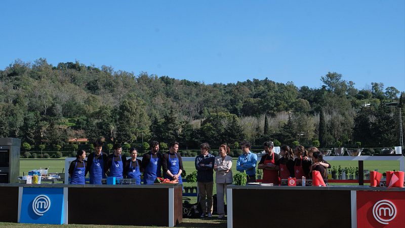 ¿La peor prueba por equipos de la historia de MasterChef? - MasterChef | Ver