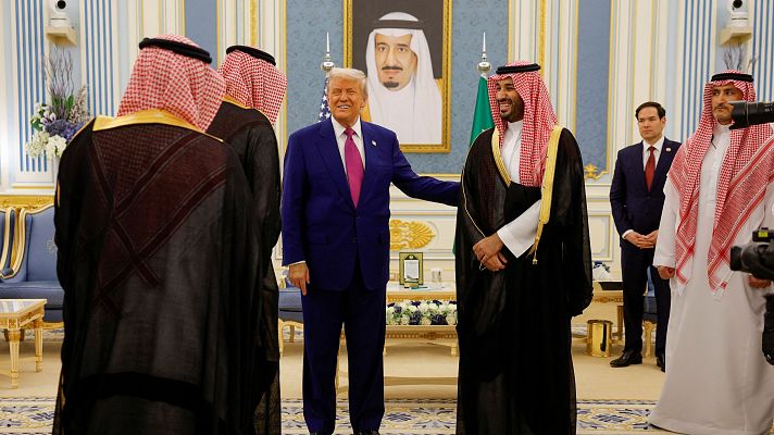 Telediario 1 - Trump inicia su primera gira internacional en Oriente Medio