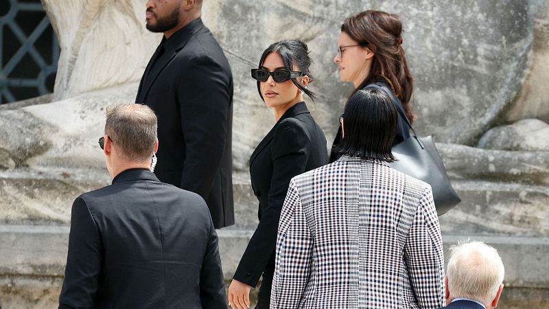 Kim Kardashian declara en París por el robo millonario que sufrió en 2016
