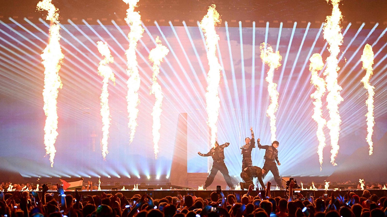 Diez clasificados en la primera semifinal de Eurovisión - Telediario 1 | Ver