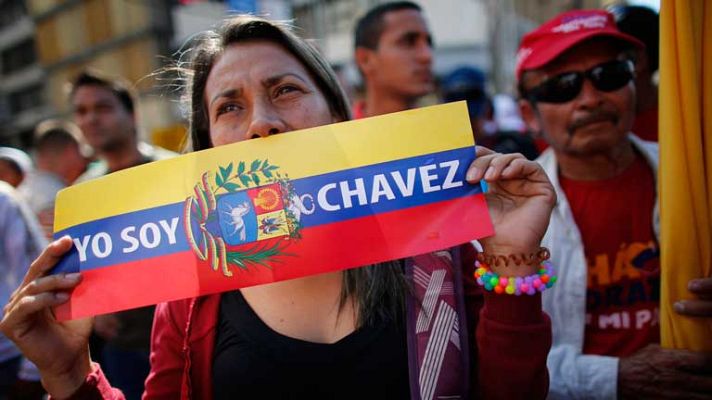 Telediario 1 - Chavistas salen a la calle