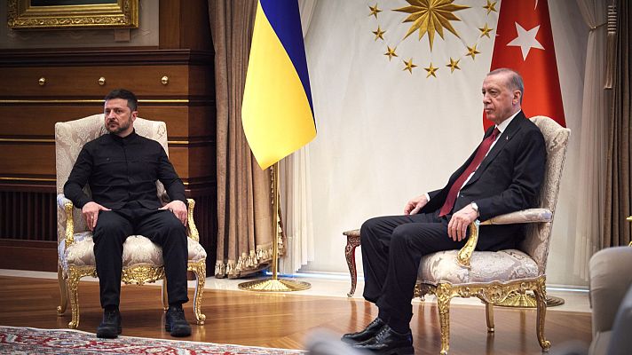 Telediario 2 - Ucrania y Rusia arrancan las negociaciones en Turquía con bajas expectativas y sin la presencia de sus líderes