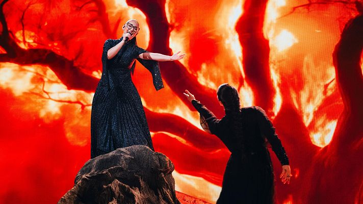 Eurovisión - Klavdia (Grecia) con "Asteromáta"