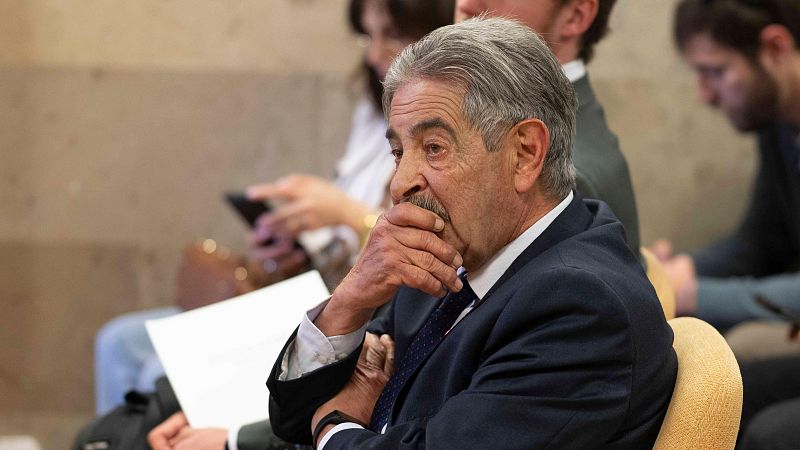 Revilla no retira su acusación contra el rey emérito: "Claro que voy a mantener lo que he dicho" - Telediario 1 | Ver