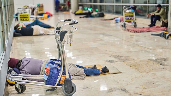 Telediario 1 - El sinhogarismo requiere hablar más de soluciones que de competencias, según los expertos