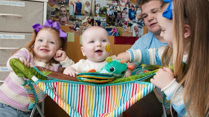 Telediario 1 - Un bebé con una enfermedad ultrarrara recibe la primera terapia génica personalizada