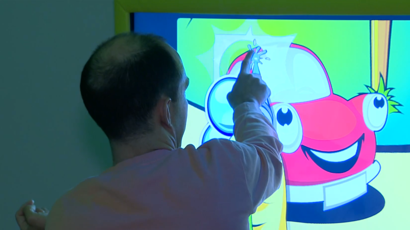 Las familias de personas con discapacidad intelectual piden más ayudas - Telediario 2 | Ver